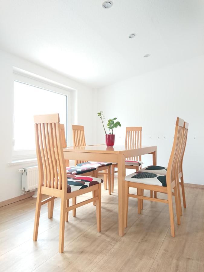 Apartment In Messenaehe *